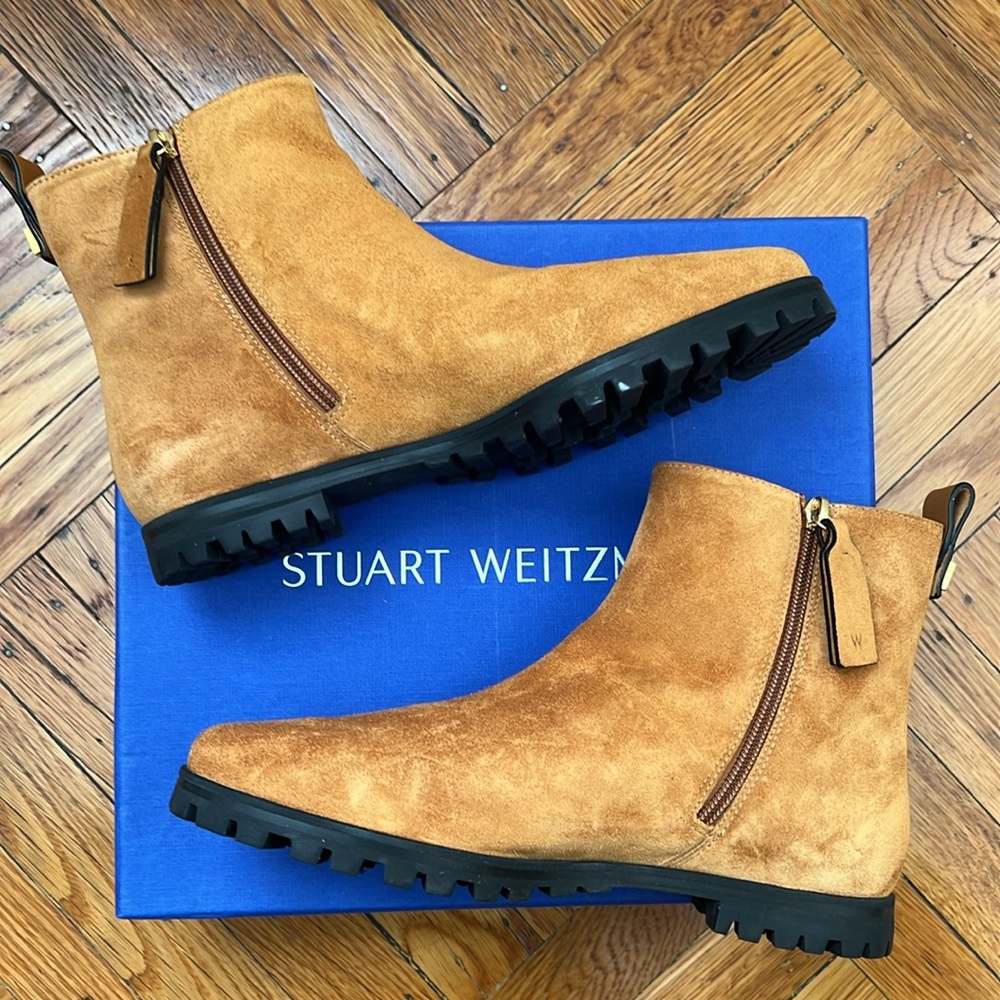 NEW Stuart Weitzman Women’s RILEY Suede Side Zip Booties in Cognac, Size US 7.5 - Picture 4 of 6